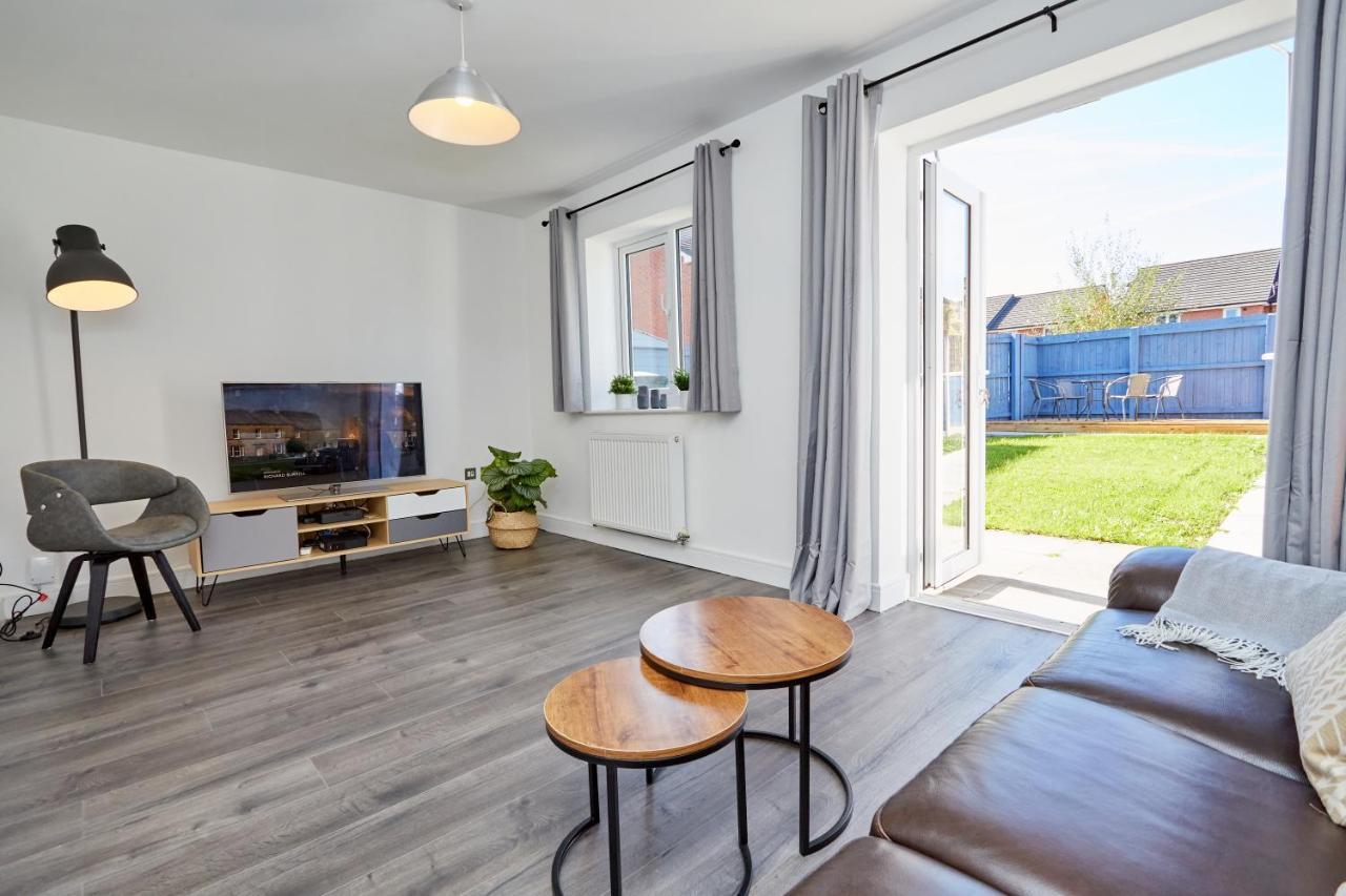 Cosy,Modern And Relaxing 3 Bedroom House With Parking Манчестер Екстер'єр фото